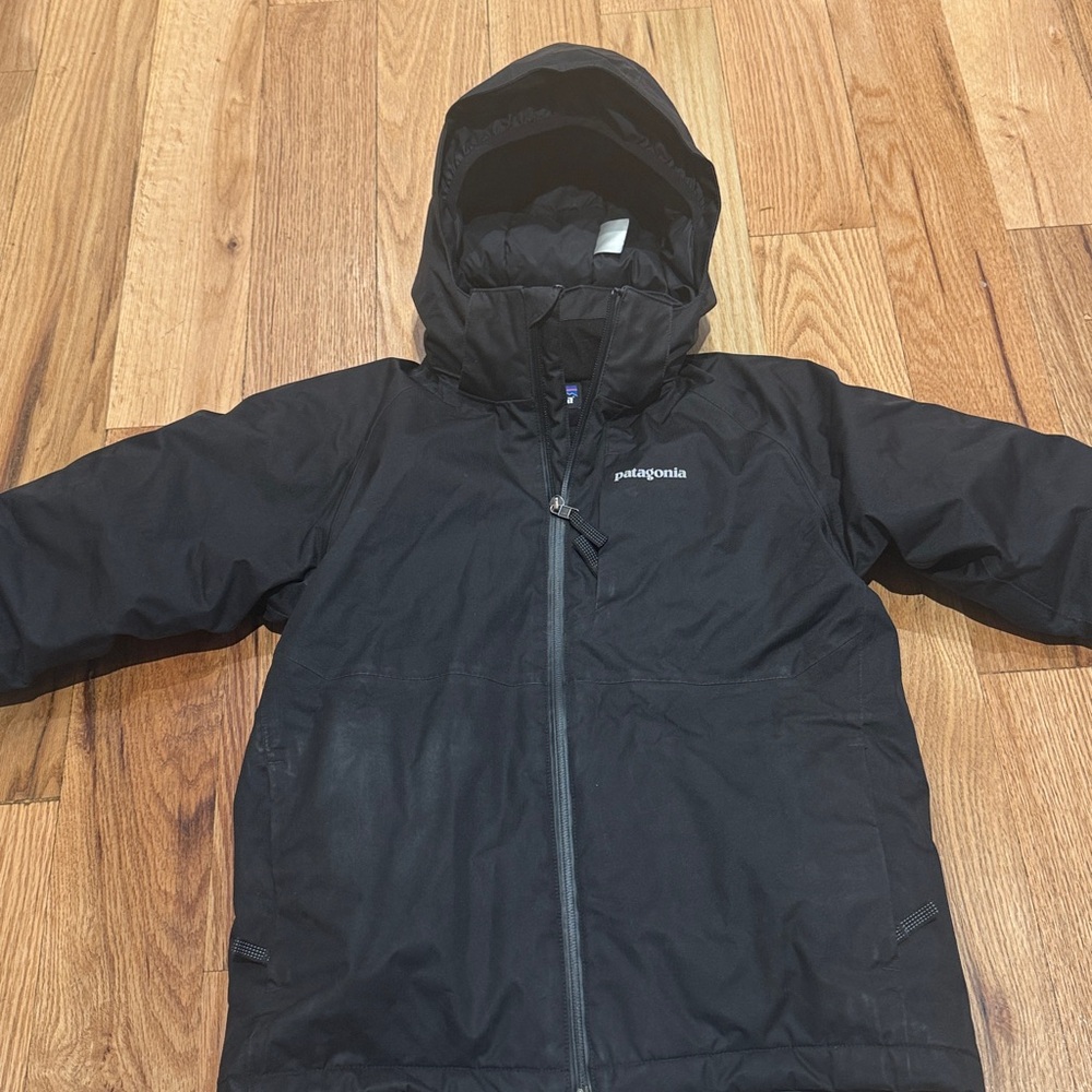 Patagonia Youth ski jacket size 7/8 Black